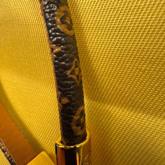 New Heart Charm Canvas-Leather Bracelet Gold Hardware Box &  Dust Bag Included - Picture 8 of 16